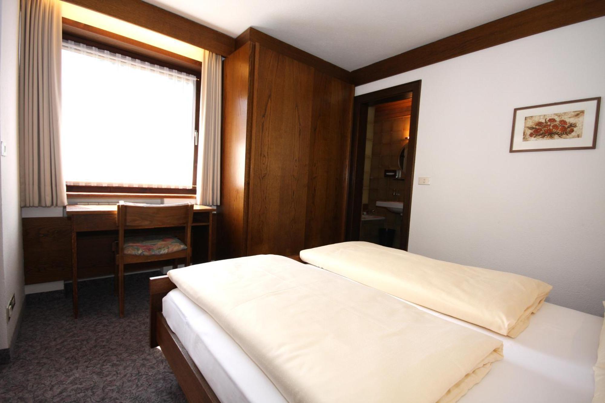 Apartments Residence Alta Badia Кольфоско Номер фото