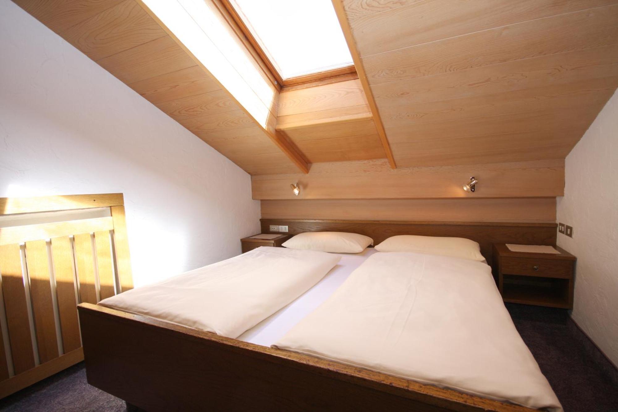 Apartments Residence Alta Badia Кольфоско Номер фото
