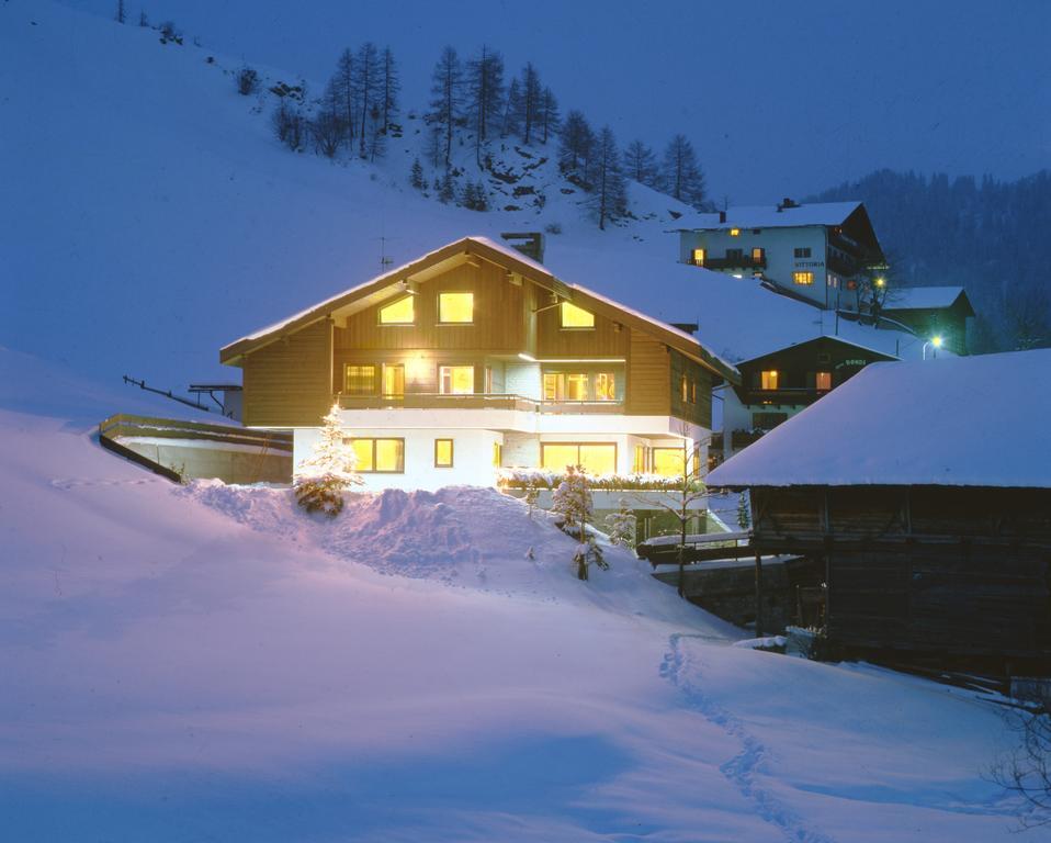 Apartments Residence Alta Badia Кольфоско Экстерьер фото